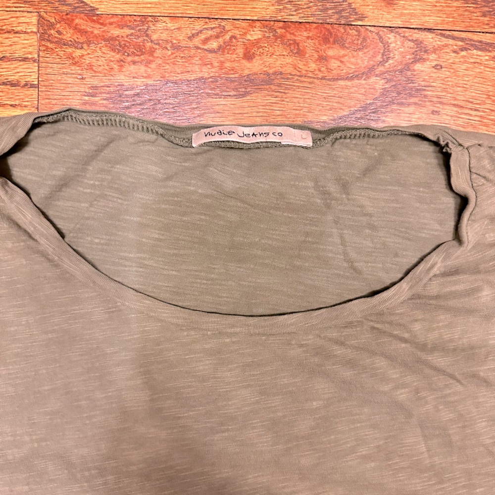 Nudie Jeans Khaki Tshirt